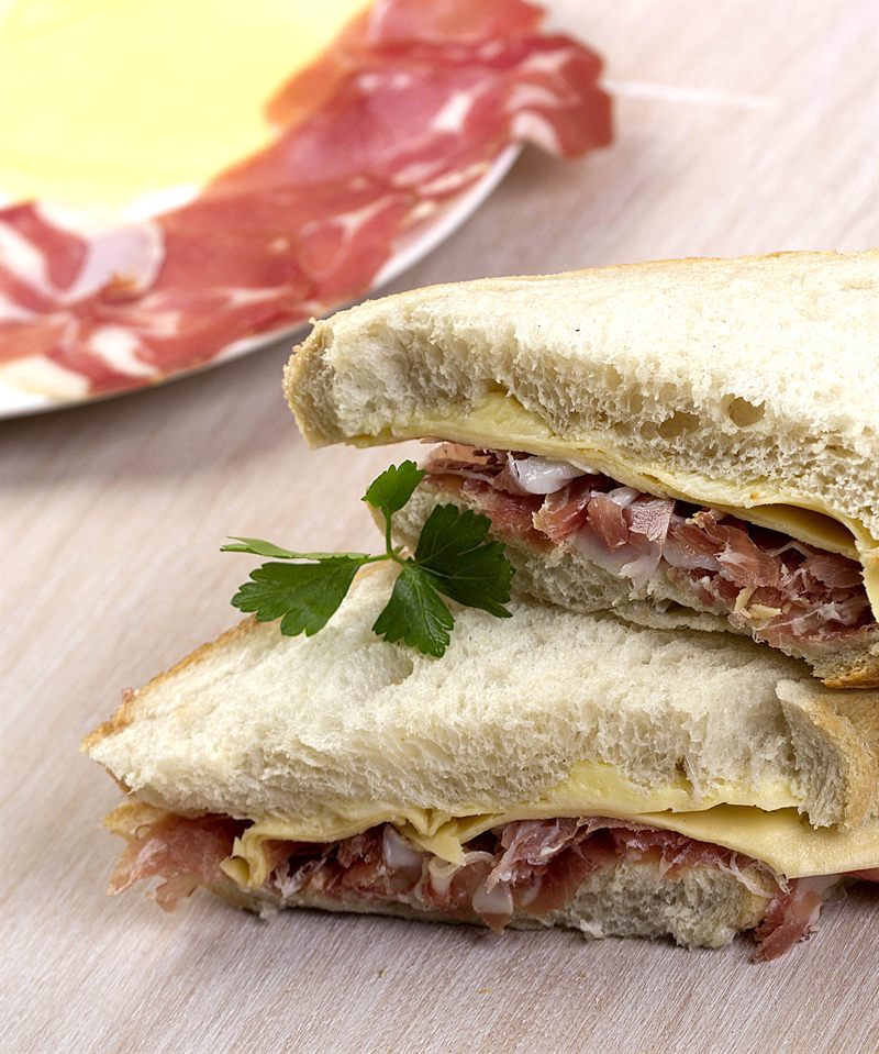 Sándwiches & Café